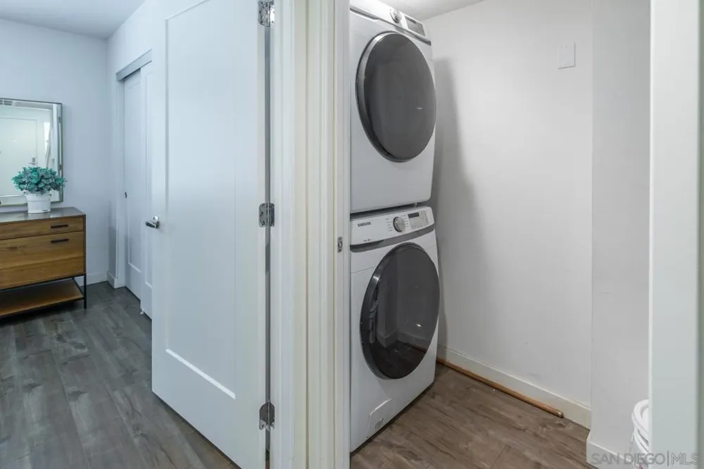 4100 Voltaire St #101 San Diego, CA 92107