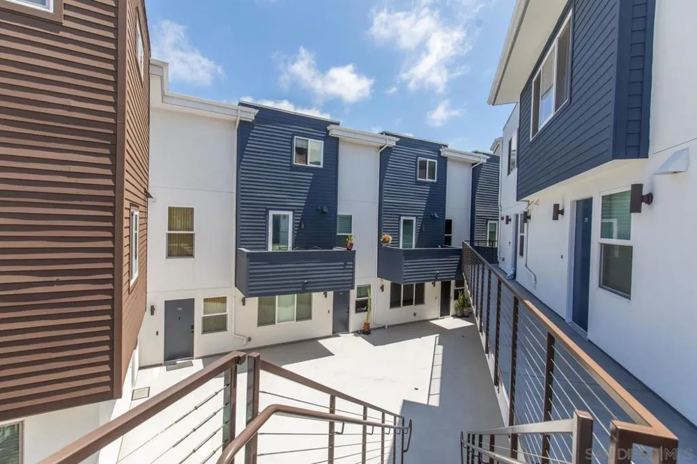 4100 Voltaire St #101 San Diego, CA 92107