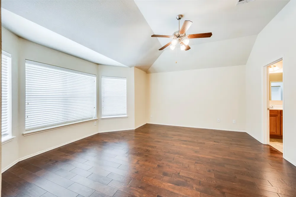 2813 Fox Creek Trail Arlington, TX 76017