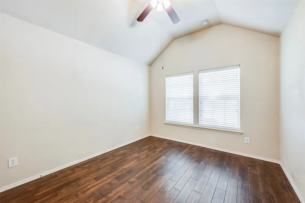 2813 Fox Creek Trail Arlington, TX 76017