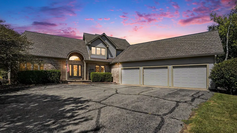 8819 Webster Hills Road Dexter, MI 48130