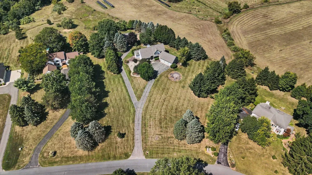 8819 Webster Hills Road Dexter, MI 48130