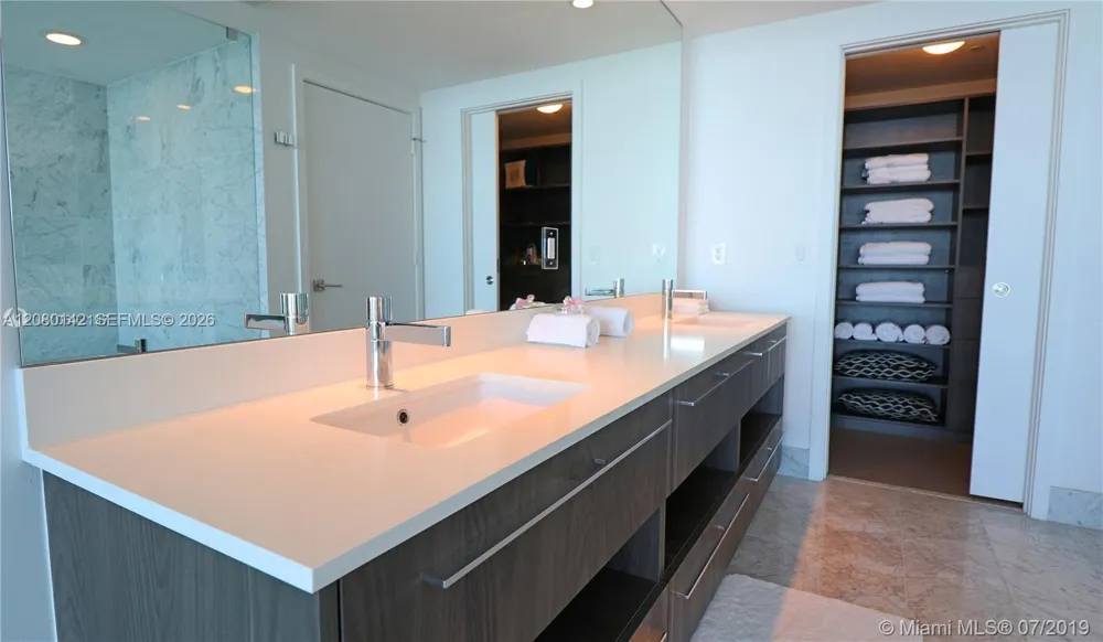 3131 NE 7th Ave #2603 Miami, FL 33137