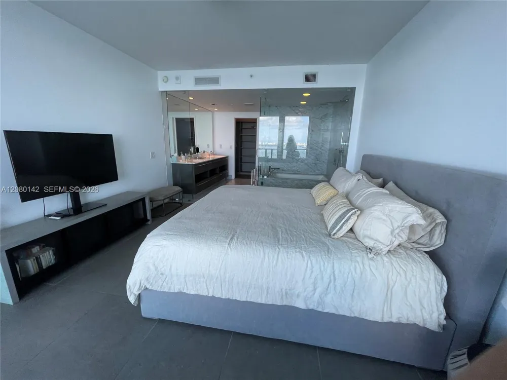 3131 NE 7th Ave #2603 Miami, FL 33137