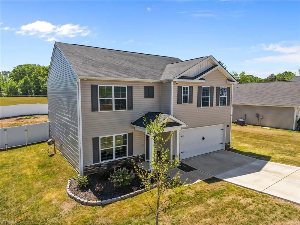 218 Birch Tree Way Mayodan, NC 27027
