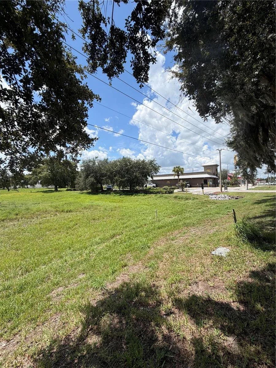 MIAMI STREET Lake Wales, FL 33853