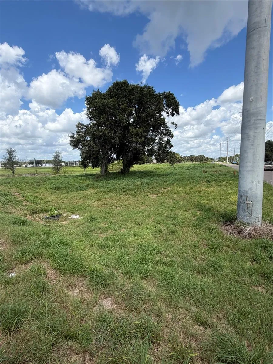 MIAMI STREET Lake Wales, FL 33853