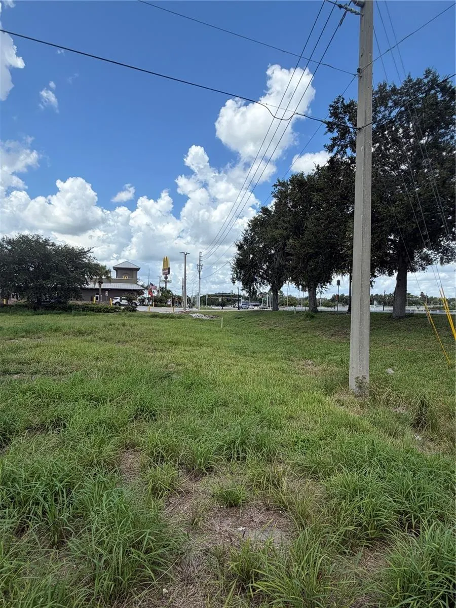MIAMI STREET Lake Wales, FL 33853