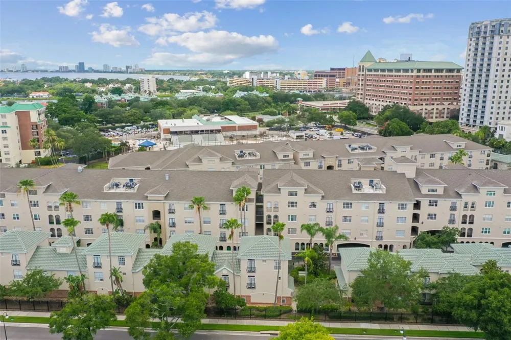 501 KNIGHTS RUN AVENUE #2211 Tampa, FL 33602