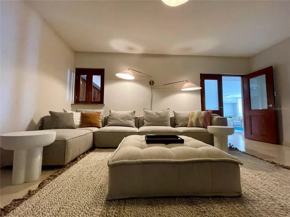 105 GILBERTO CONCEPCION DE GRACIA #801 San Juan, PR 00901