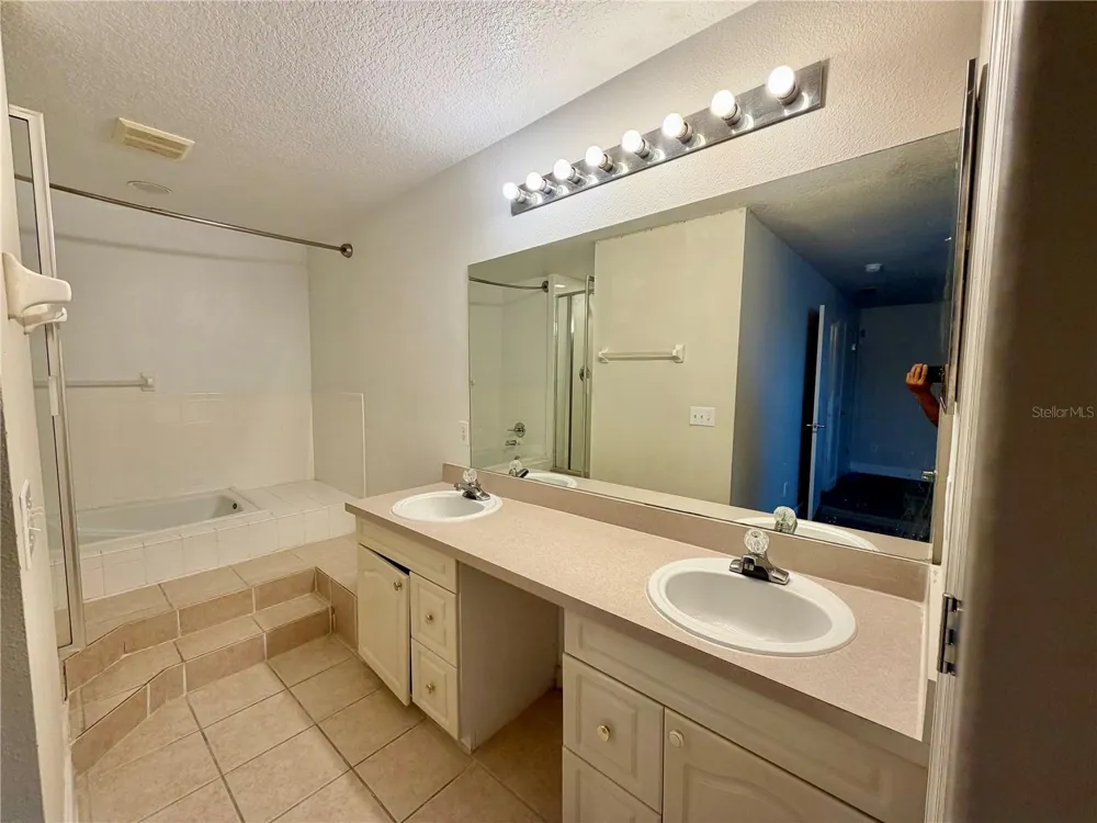 121 WASHINGTON PALM LOOP Davenport, FL 33897