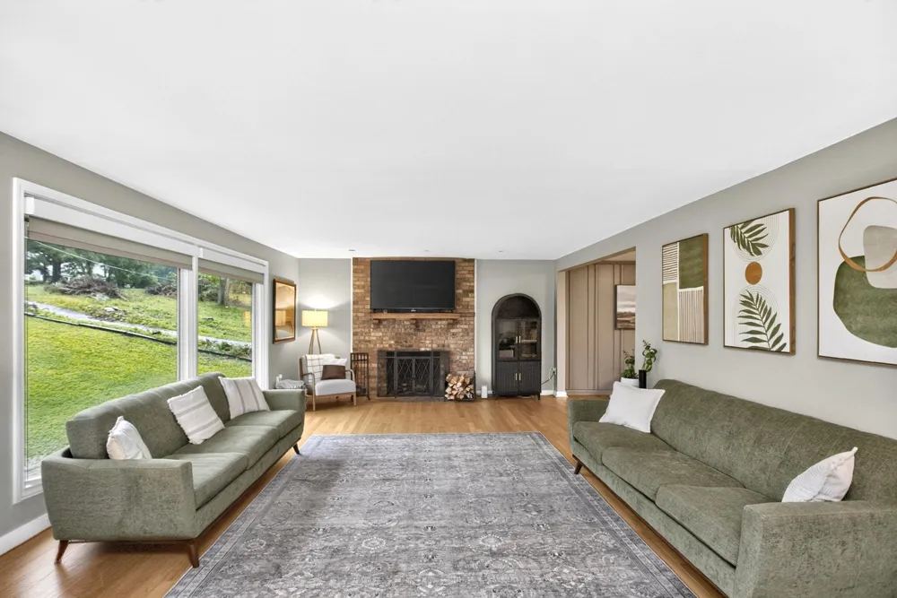 9077 Old Charlotte Pike Pegram, TN 37143
