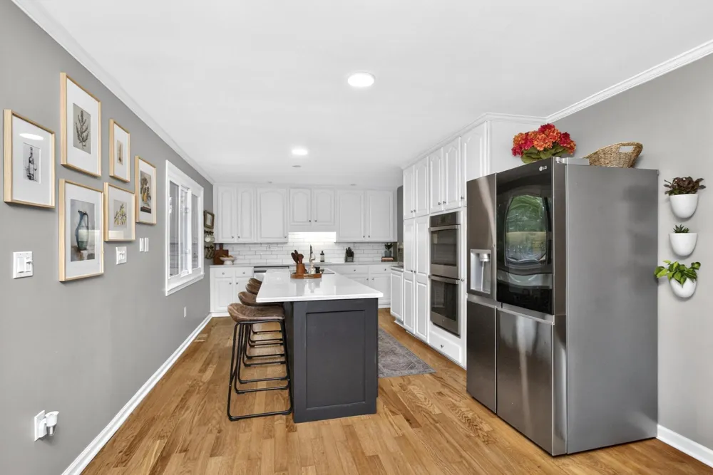 9077 Old Charlotte Pike Pegram, TN 37143