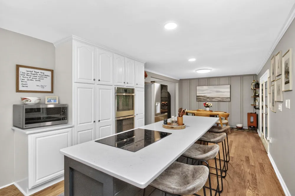 9077 Old Charlotte Pike Pegram, TN 37143