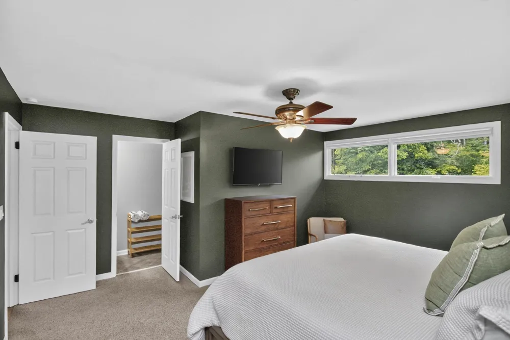 9077 Old Charlotte Pike Pegram, TN 37143