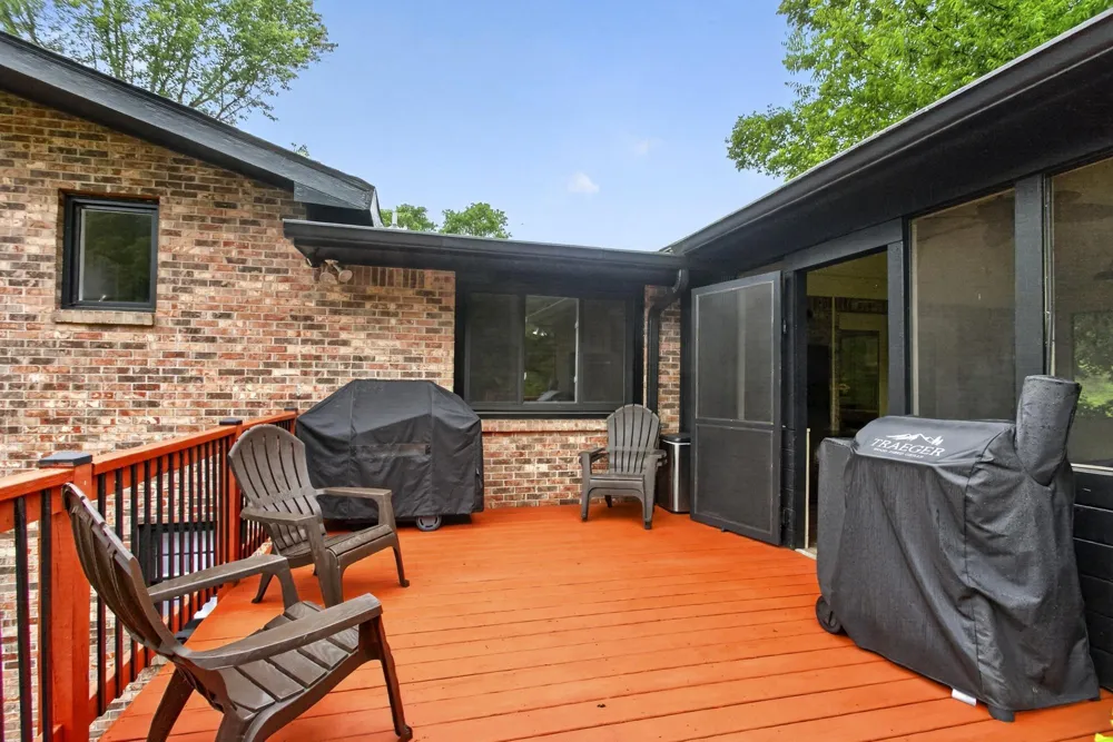 9077 Old Charlotte Pike Pegram, TN 37143