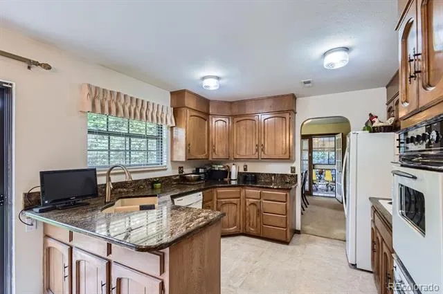 3724 S Poplar Street Denver, CO 80237