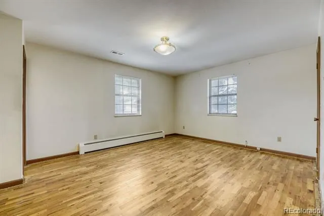 3724 S Poplar Street Denver, CO 80237