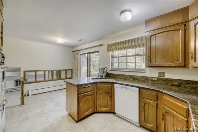 3724 S Poplar Street Denver, CO 80237
