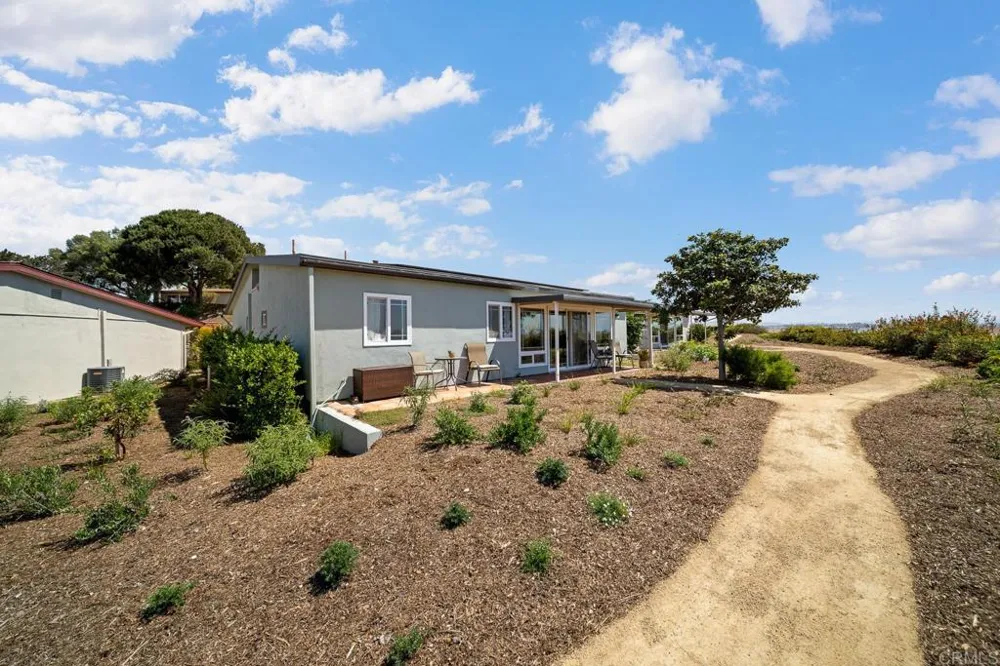 3890 Vista Campana S #34 Oceanside, CA 92057