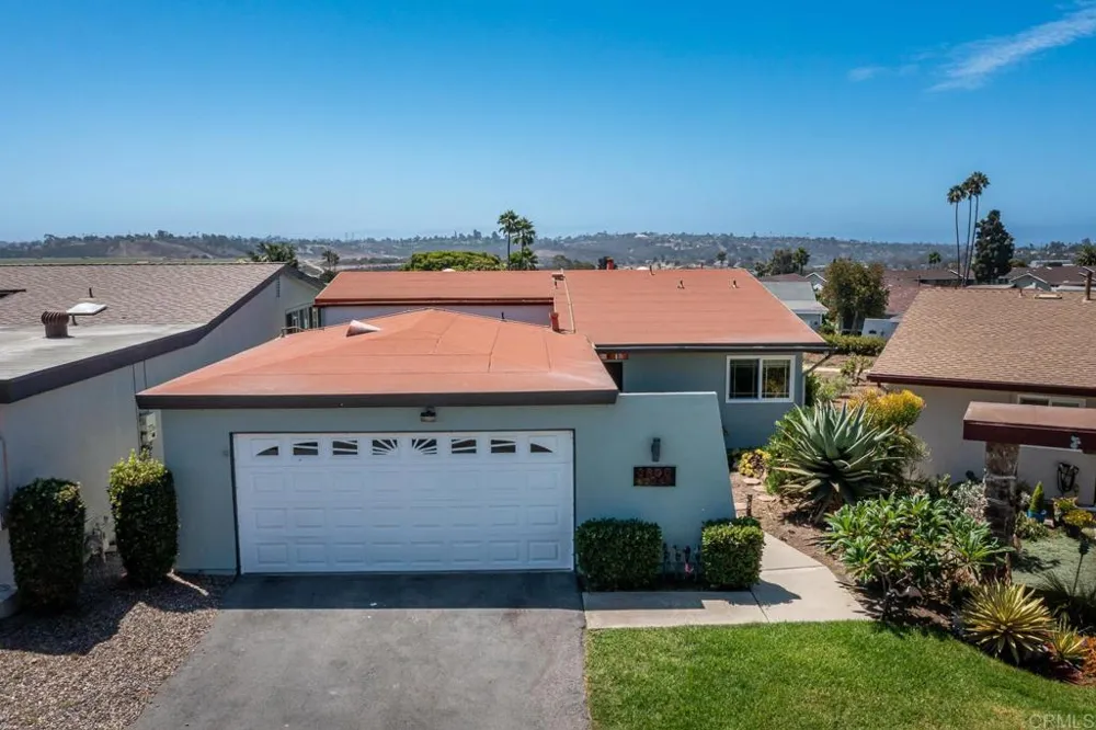 3890 Vista Campana S #34 Oceanside, CA 92057
