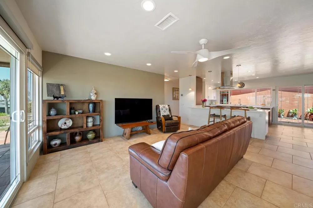 3890 Vista Campana S #34 Oceanside, CA 92057