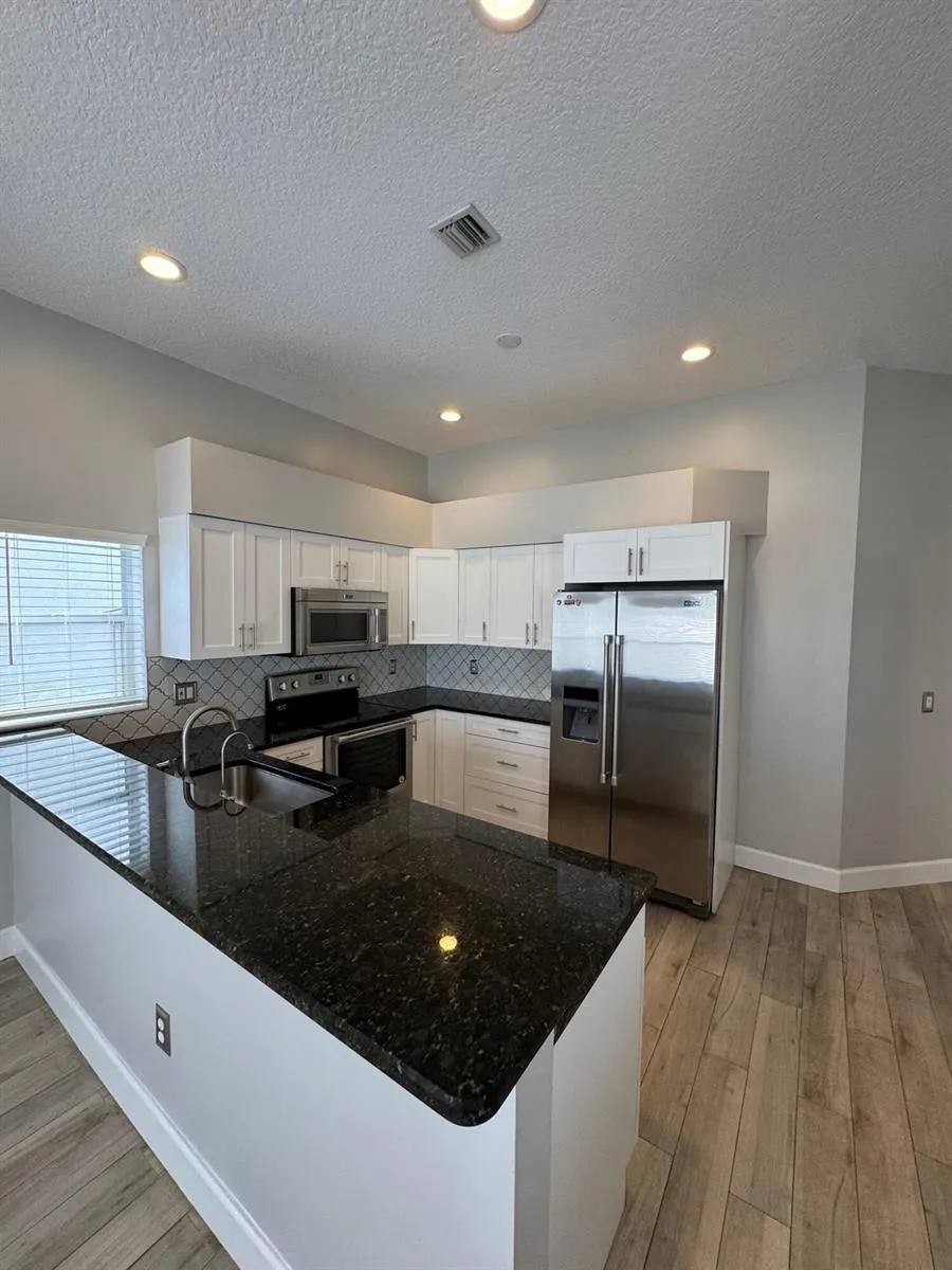 12872 Meadowbend Drive Wellington, FL 33414