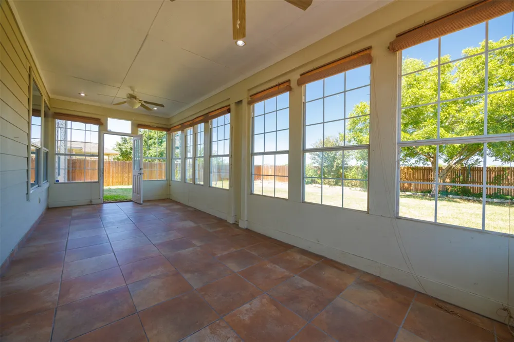 18624 Alnwick Castle Drive Pflugerville, TX 78660