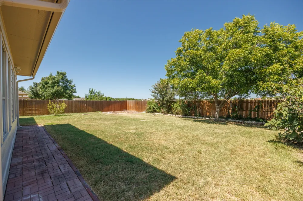 18624 Alnwick Castle Drive Pflugerville, TX 78660