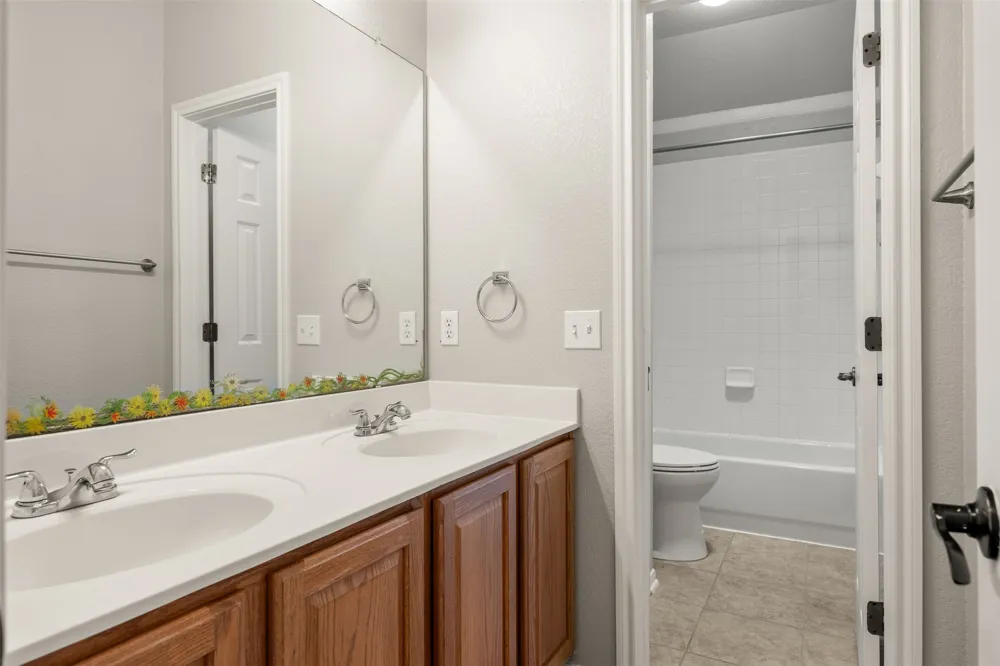 18624 Alnwick Castle Drive Pflugerville, TX 78660