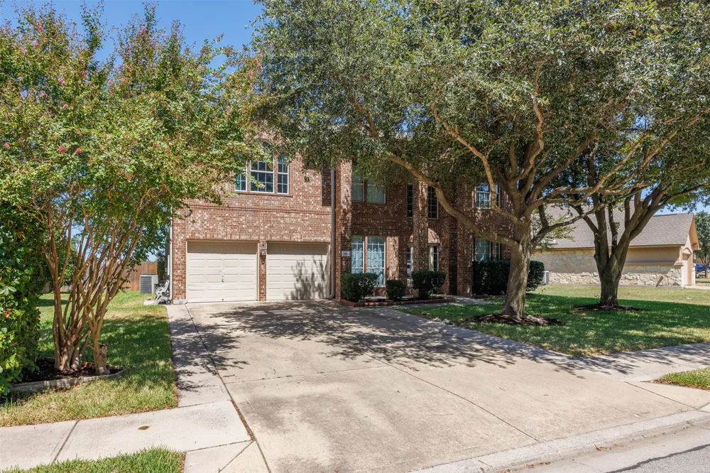 18624 Alnwick Castle Drive Pflugerville, TX 78660