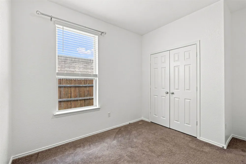 100 Bennington Drive Liberty Hill, TX 78642