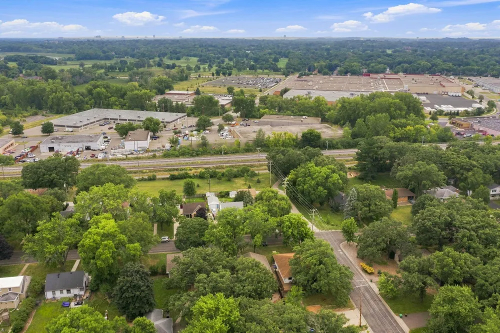 7720 Edgebrook Drive Saint Louis Park, MN 55426