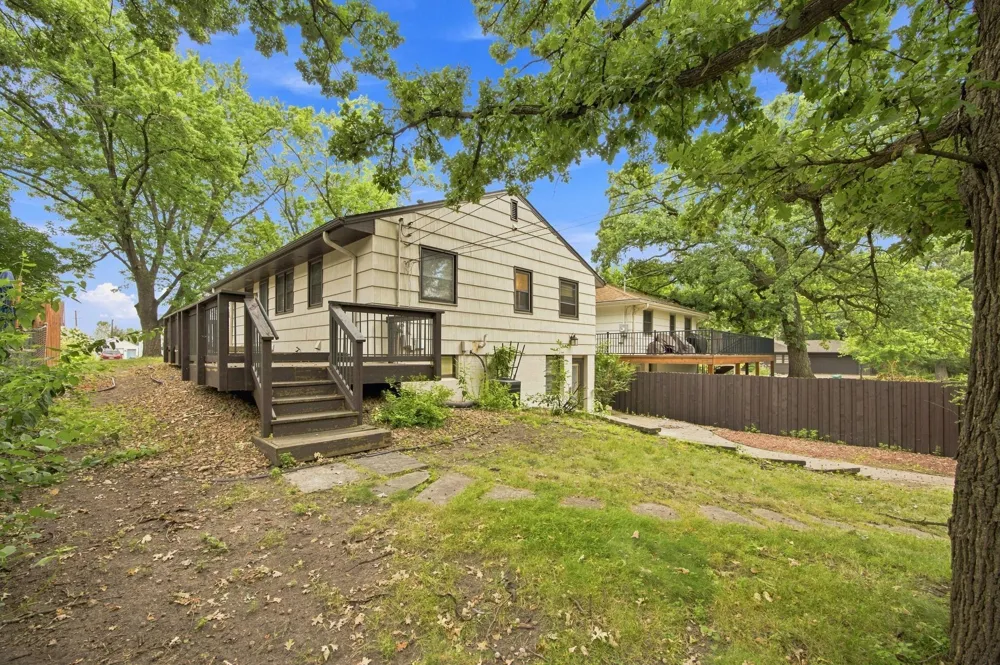 7720 Edgebrook Drive Saint Louis Park, MN 55426