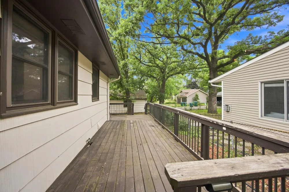 7720 Edgebrook Drive Saint Louis Park, MN 55426