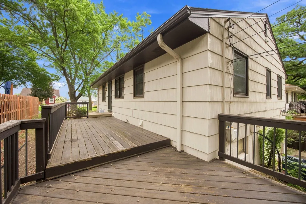 7720 Edgebrook Drive Saint Louis Park, MN 55426