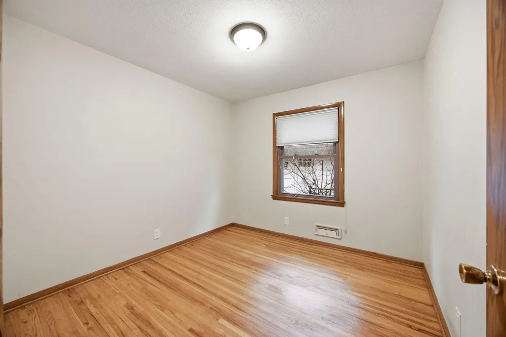 7720 Edgebrook Drive Saint Louis Park, MN 55426