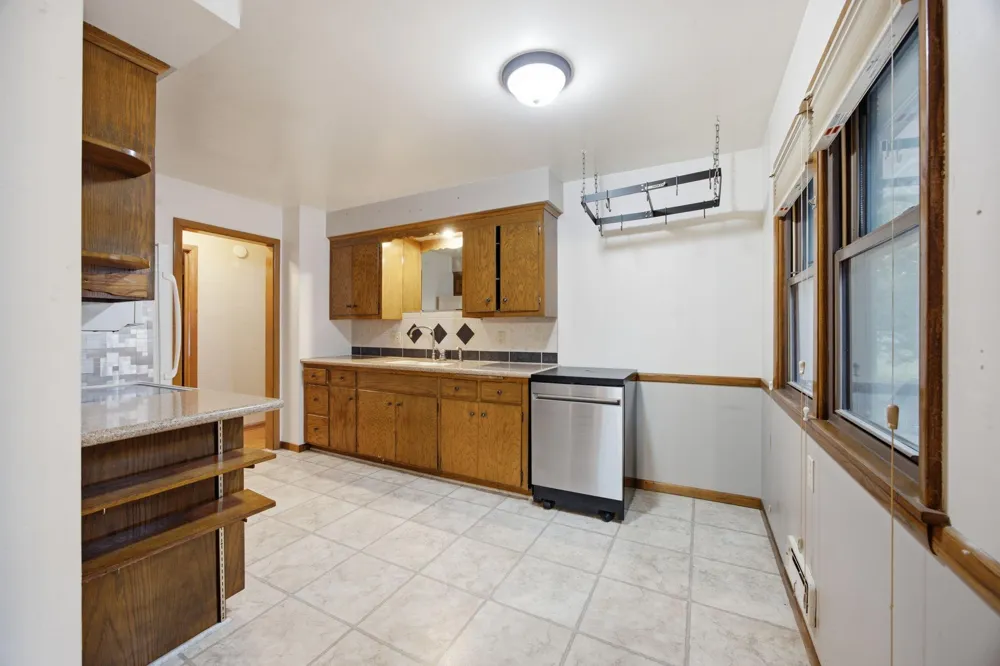7720 Edgebrook Drive Saint Louis Park, MN 55426