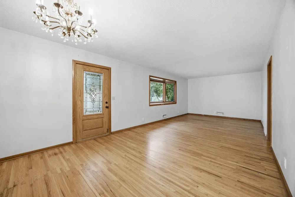 7720 Edgebrook Drive Saint Louis Park, MN 55426