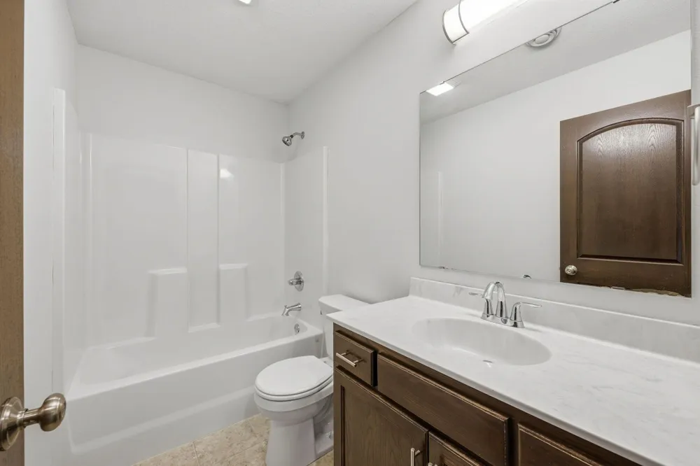 1121 Yellowstone Avenue Saint Cloud, MN 56303