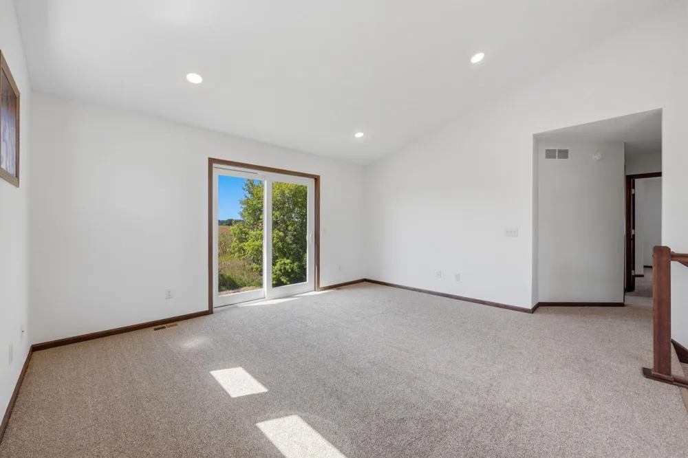 1121 Yellowstone Avenue Saint Cloud, MN 56303