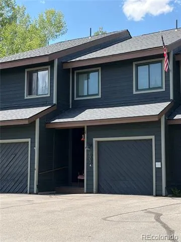 123 Burgundy Circle