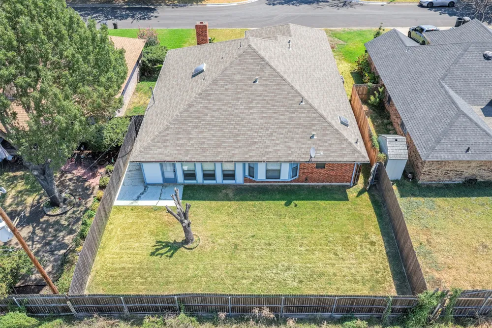 1925 Kings Canyon Circle Fort Worth, TX 76134