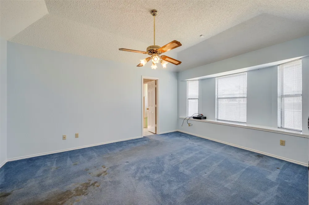 1925 Kings Canyon Circle Fort Worth, TX 76134