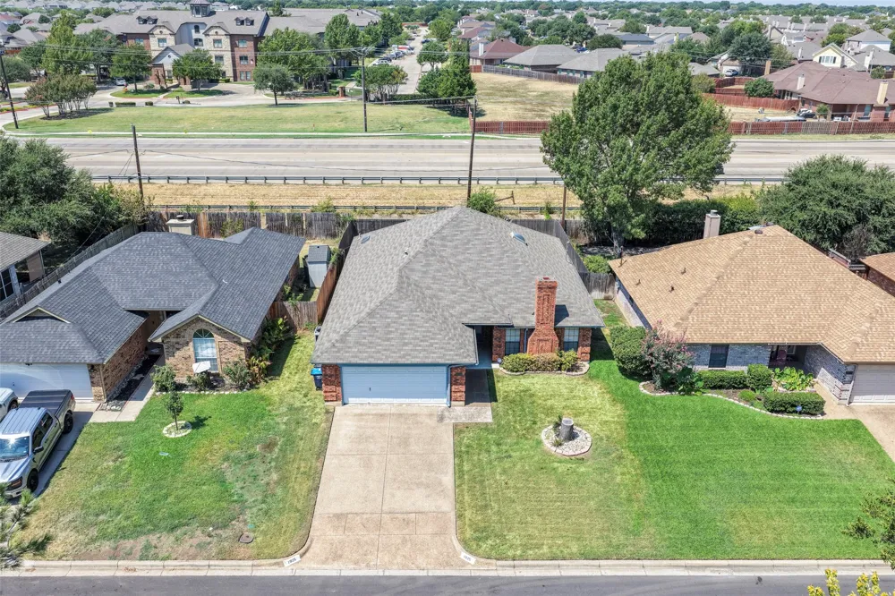1925 Kings Canyon Circle Fort Worth, TX 76134