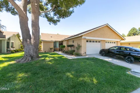44142 Village 44