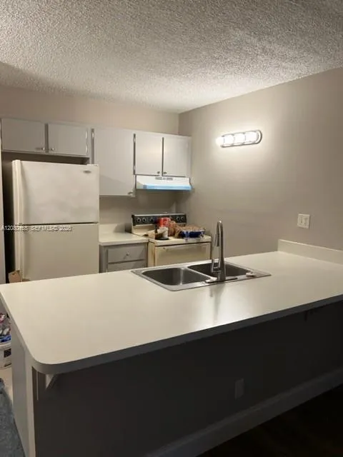 2701 Riverside Dr #109-B Coral Springs, FL 33065