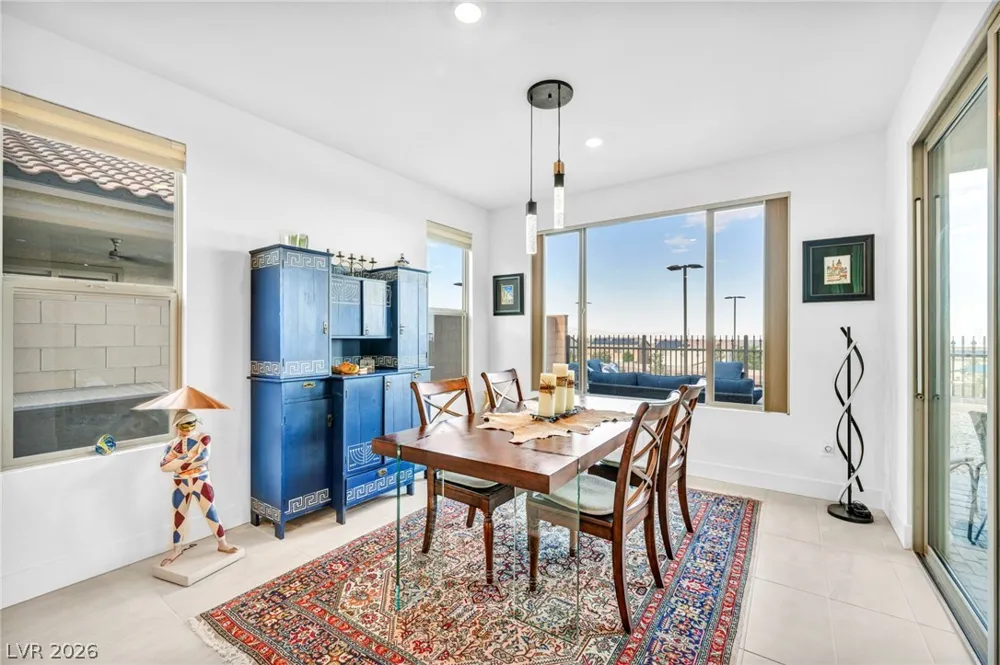 6424 Belgrossa Bend Street Las Vegas, NV 89166