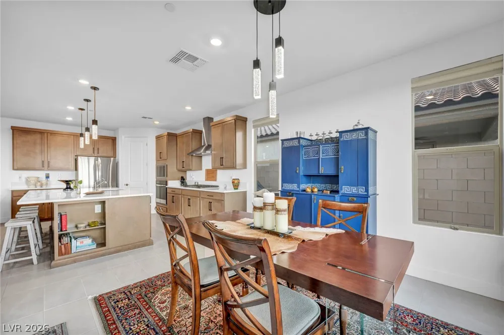 6424 Belgrossa Bend Street Las Vegas, NV 89166