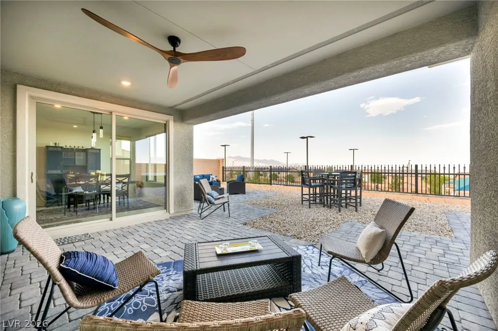 6424 Belgrossa Bend Street Las Vegas, NV 89166